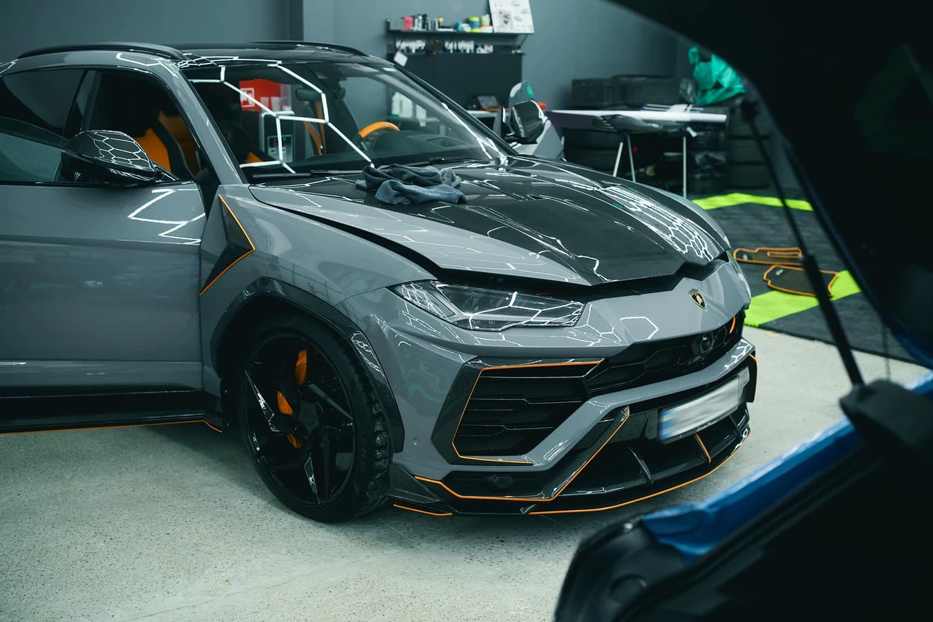 Матовая или глянцевая PPF в Варшаве: что выбрать без ошибок