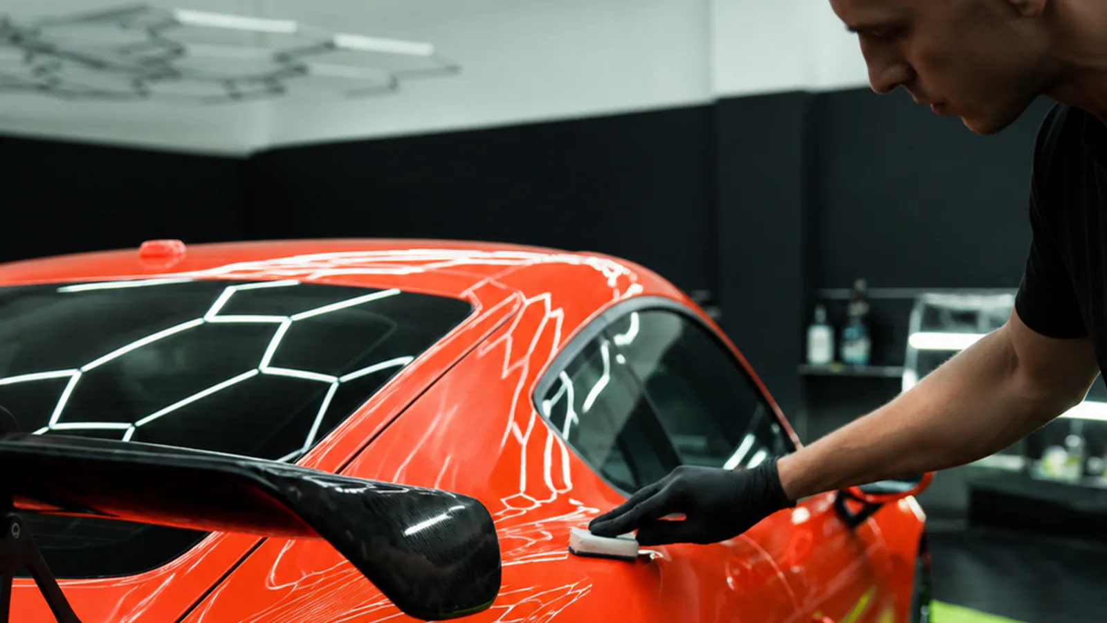 Ceramic coating on a new car: when does polishing make sense?